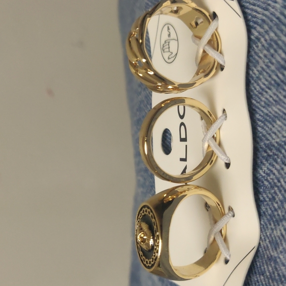 Aldo rings, size small - Picture 2 of 2